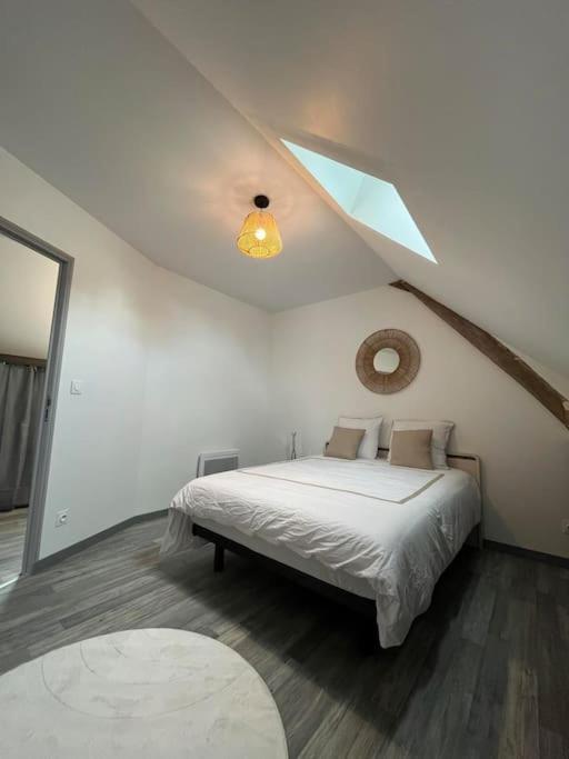 Charmante Maison De Bourg Cosy Acces Wifi Sepmes Zewnętrze zdjęcie