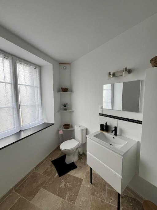 Charmante Maison De Bourg Cosy Acces Wifi Sepmes Zewnętrze zdjęcie