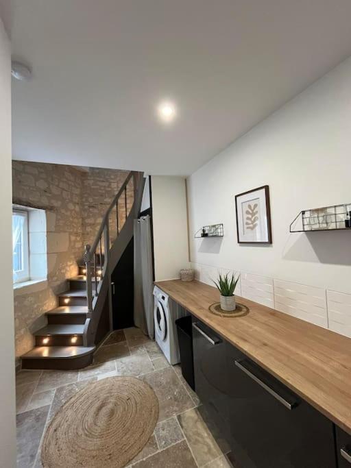 Charmante Maison De Bourg Cosy Acces Wifi Sepmes Zewnętrze zdjęcie