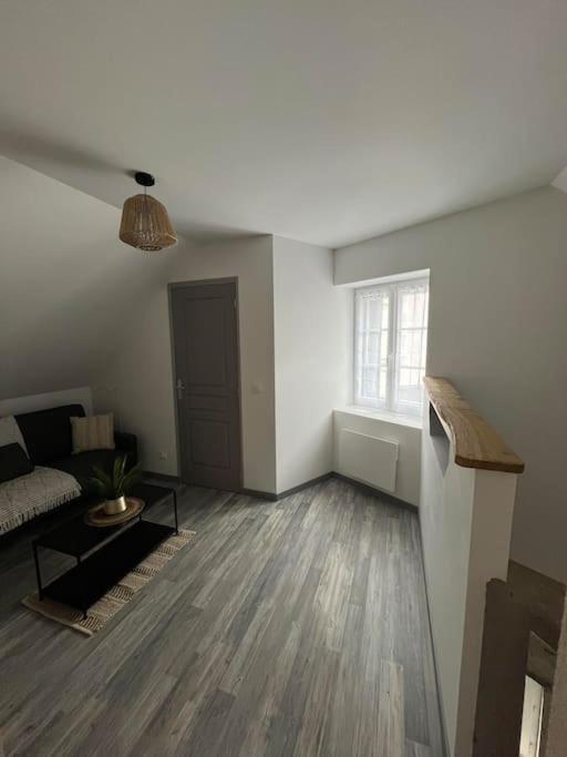 Charmante Maison De Bourg Cosy Acces Wifi Sepmes Zewnętrze zdjęcie