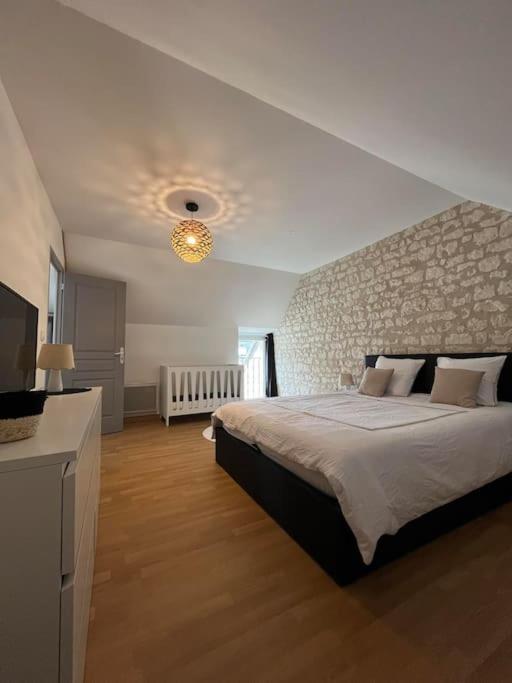 Charmante Maison De Bourg Cosy Acces Wifi Sepmes Zewnętrze zdjęcie
